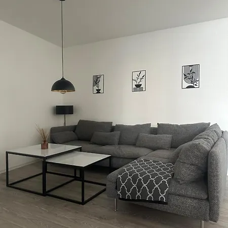 Modern, Centrally Located House For Up To 6 People