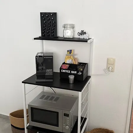 Modern, Centrally Located House For Up To 6 People 아파트