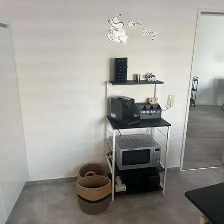 Modern, Centrally Located House For Up To 6 People 에슈바일러